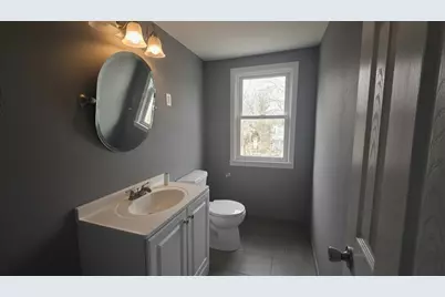 2215 Welworth Avenue, Rockford, IL 61108 - Photo 9