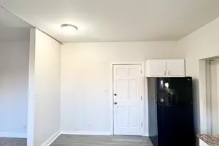 2700 S Hamlin Ave, Chicago, IL 60623 - Photo 5