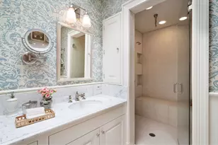 55 E Elm St, Chicago, IL 60611 - Photo 21