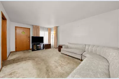 2439 Ernst Street, Franklin Park, IL 60131 - Photo 5