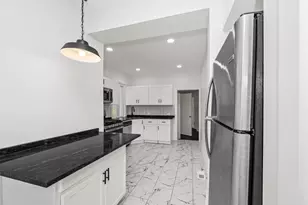 7832 S Paxton Ave, Chicago, IL 60649 - Photo 15