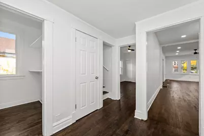 7832 S Paxton Avenue, Chicago, IL 60649 - Photo 17