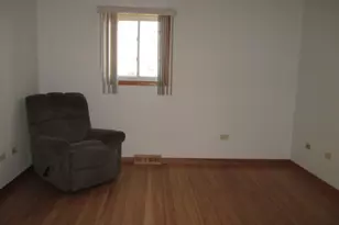 3902 W Claire Blvd, Midlothian, IL 60445 - Photo 5