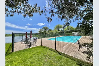 370 Springlake Lane #B, Aurora, IL 60504 - Photo 19