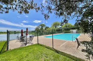 370 Springlake Ln, Aurora, IL 60504 - Photo 19