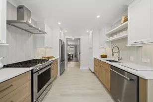 7725 Sawyer Rd, Darien, IL 60561 - Photo 9