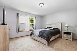 2306 Willow Lakes Dr, Plainfield, IL 60586 - Photo 7