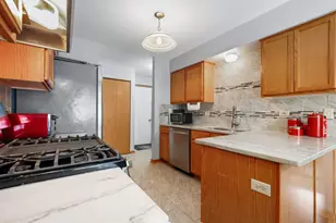 2306 Willow Lakes Dr, Plainfield, IL 60586 - Photo 5