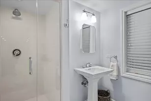 1808 Dunhill Cir, Glenview, IL 60025 - Photo 25