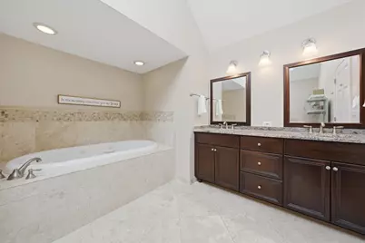 289 Winding Creek Drive, Naperville, IL 60565 - Photo 19