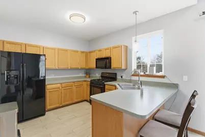 2190 Braeburn Drive #B, Wauconda, IL 60084 - Photo 9