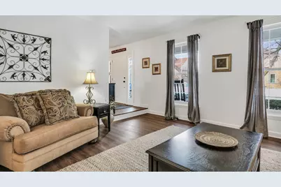 269 Braxton Way, Grayslake, IL 60030 - Photo 5