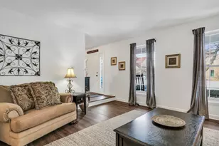 269 Braxton Way, Grayslake, IL 60030 - Photo 5