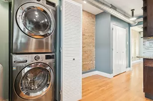 6232 N Broadway St, Chicago, IL 60660 - Photo 21