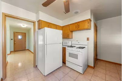 283 W 10th Street, Chicago Heights, IL 60411 - Photo 9