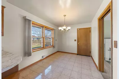 283 W 10th Street, Chicago Heights, IL 60411 - Photo 11