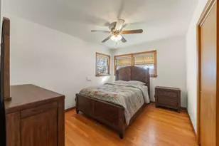 283 W 10th St, Chicago Heights, IL 60411 - Photo 15