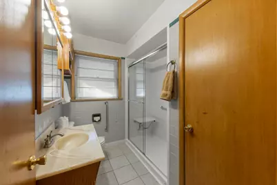 283 W 10th Street, Chicago Heights, IL 60411 - Photo 17