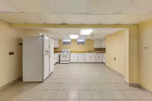 283 W 10th St, Chicago Heights, IL 60411 - Photo 19