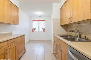 1525 Sander Ct, Wheeling, IL 60090 - Photo 7