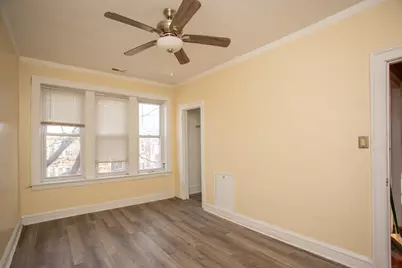 7637 S Phillips Avenue, Chicago, IL 60649 - Photo 21