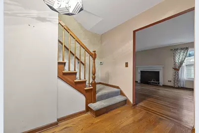 27W084 Fleming Drive, Winfield, IL 60190 - Photo 3