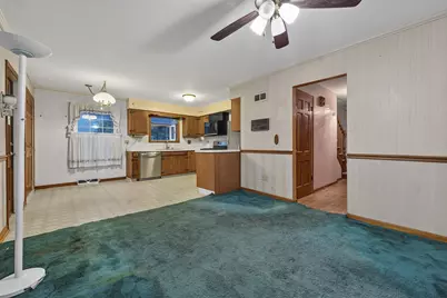 27W084 Fleming Drive, Winfield, IL 60190 - Photo 13