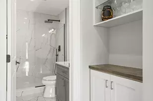 7046 Beckwith Rd, Morton Grove, IL 60053 - Photo 17