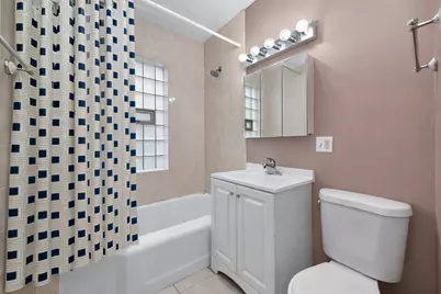 7717 S Luella Avenue, Chicago, IL 60649 - Photo 9