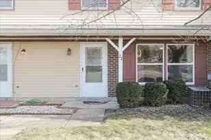 23 Wildwood Ln, Bolingbrook, IL 60440 - Photo 23