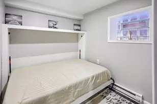 2112 N Sawyer Ave, Chicago, IL 60647 - Photo 11