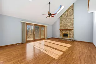 13725 Kit Ln, Lemont, IL 60439 - Photo 5