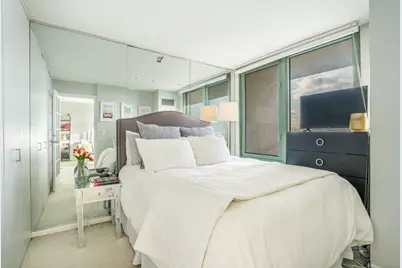 111 W Maple Street #1809, Chicago, IL 60610 - Photo 7