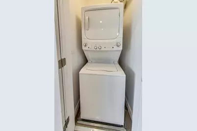 8025 Skokie Boulevard #309, Skokie, IL 60077 - Photo 13