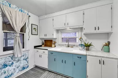 5628 N Karlov Avenue, Chicago, IL 60646 - Photo 23