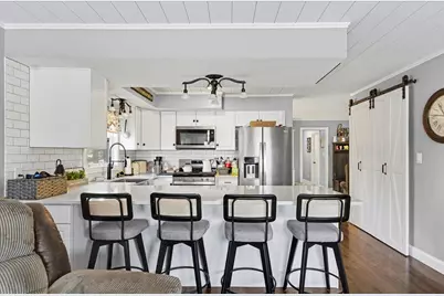 808 Spring Lake Road, Mahomet, IL 61853 - Photo 11