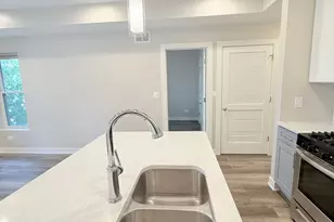 3607 W Ainslie St, Chicago, IL 60625 - Photo 5