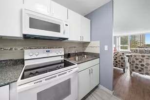 2728 N Hampden Ct, Chicago, IL 60614 - Photo 5