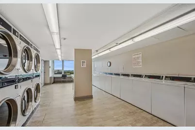 2728 N Hampden Court #605, Chicago, IL 60614 - Photo 15