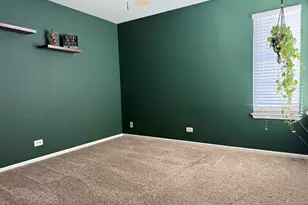 17817 W Salisbury Dr, Gurnee, IL 60031 - Photo 27