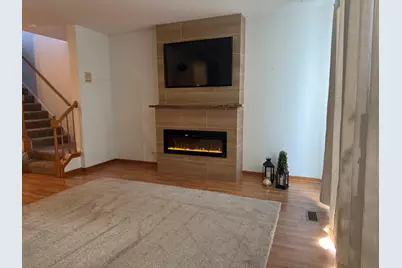 17817 W Salisbury Drive, Gurnee, IL 60031 - Photo 3