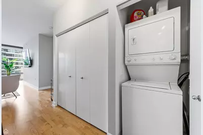 100 E 14th Street #1107, Chicago, IL 60605 - Photo 3