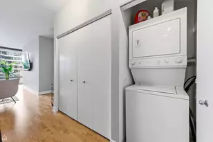 100 E 14th St, Chicago, IL 60605 - Photo 3