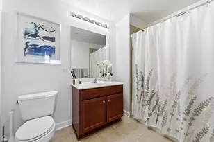 100 E 14th St, Chicago, IL 60605 - Photo 13