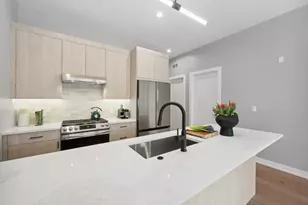 7006 N Glenwood Ave, Chicago, IL 60626 - Photo 3