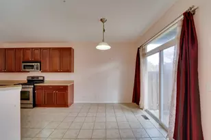 1838 N Crenshaw Circle, Vernon Hills, IL 60061 - Photo 7