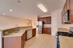 1838 N Crenshaw Circle, Vernon Hills, IL 60061 - Photo 9