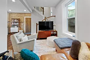 2144 W Shakespeare Ave, Chicago, IL 60647 - Photo 5
