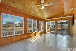 2952 Deerpath Ln, Carpentersville, IL 60110 - Photo 9