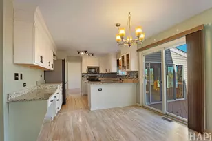 2952 Deerpath Ln, Carpentersville, IL 60110 - Photo 13